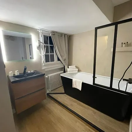 Szálloda De La - Deauville - Boutique De Charme Vue Ou Campagne - Acces Direct 3*