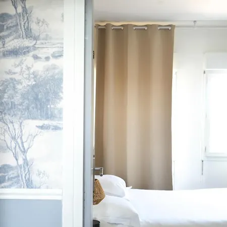 Szálloda De La - Deauville - Boutique De Charme Vue Ou Campagne - Acces Direct Blonville-sur-Mer