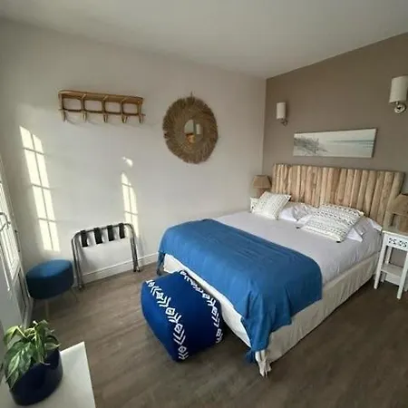 De La - Deauville - Boutique De Charme Vue Ou Campagne - Acces Direct Hotel