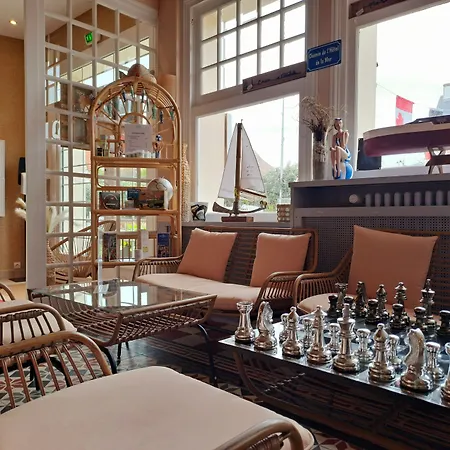 De La - Deauville - Boutique De Charme Vue Ou Campagne - Acces Direct Hotel 3*