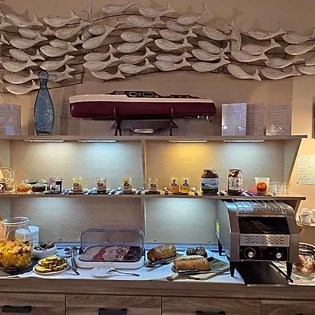 Hotel De La - Deauville - Boutique De Charme Vue Ou Campagne - Acces Direct 3*