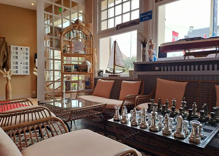 De La - Deauville - Boutique De Charme Vue Ou Campagne - Acces Direct Hotel 3*